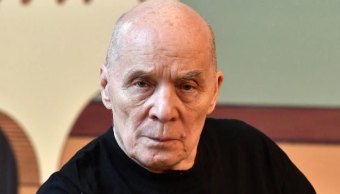 Покинувший Россию Александр Филиппенко собирает деньги и помогает Украине