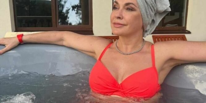 “Мій рай, моє серце, моє натхнення». Муж 57-летней Сумской показал украинскую диву на отдыхе в комплекте